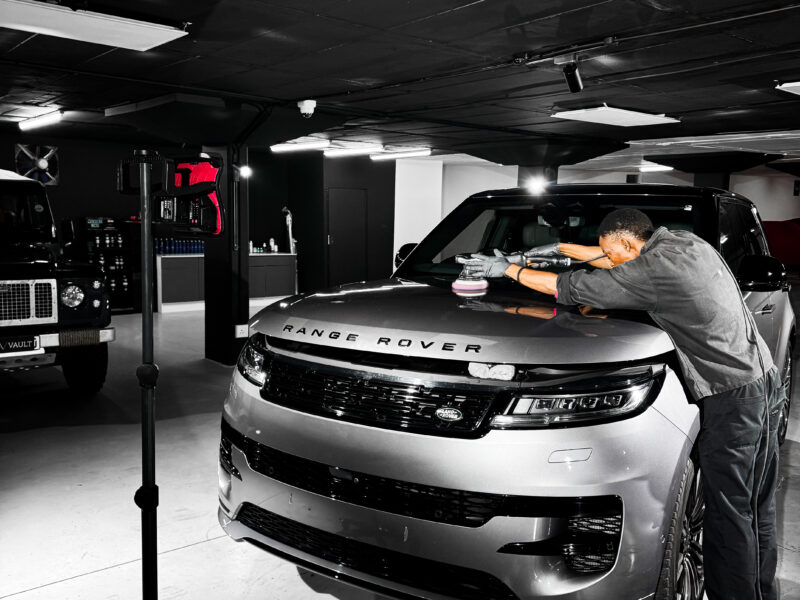 Auto V